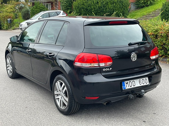 Volkswagen Golf VI 4 of 8