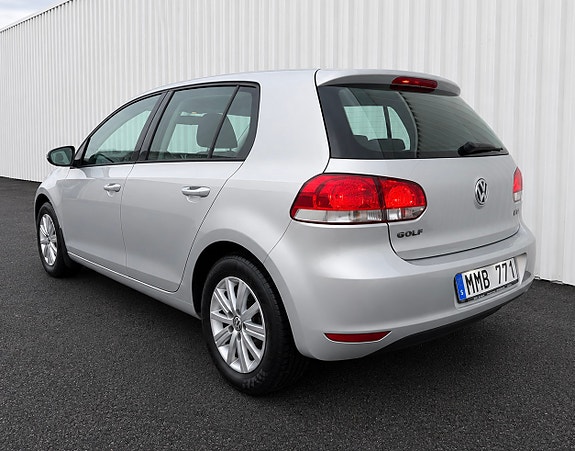 Volkswagen Golf VI 3 of 9