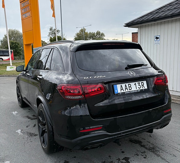 Mercedes-Benz GLC220 d 3 of 7