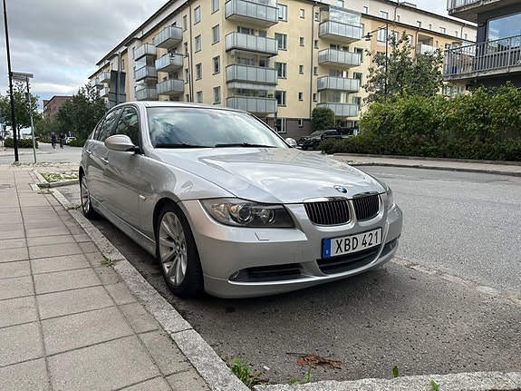 BMW 325i 2 of 22