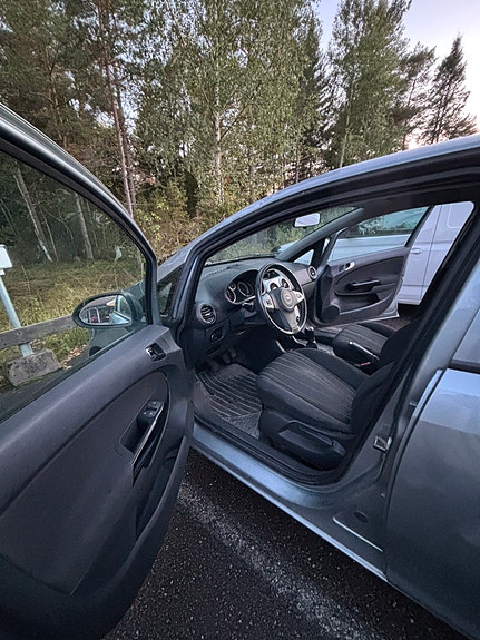 Opel Corsa 15 of 15