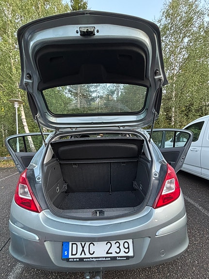 Opel Corsa 9 of 15
