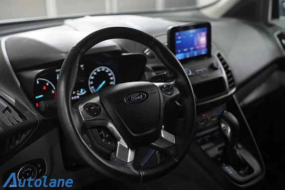 Ford Transit Connect 19 of 29
