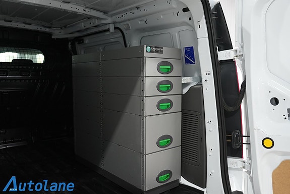 Ford Transit Connect 12 of 29