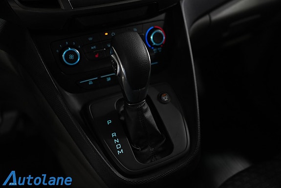 Ford Transit Connect 20 of 29