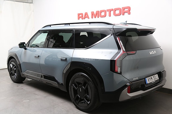 Kia EV9 3 of 30