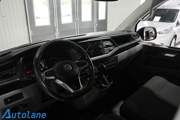 Volkswagen Transporter 17 of 30