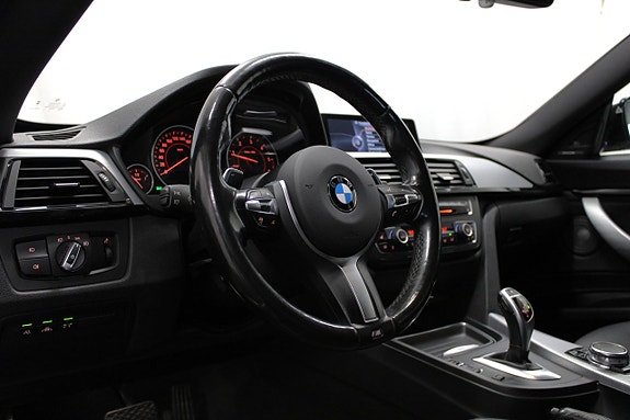 BMW 320d 10 of 30