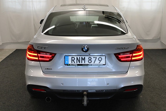 BMW 320d 7 of 30