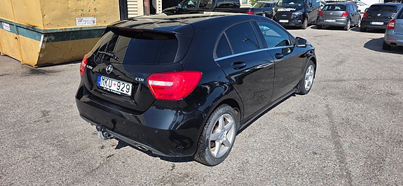 Mercedes-Benz A200 2 of 6