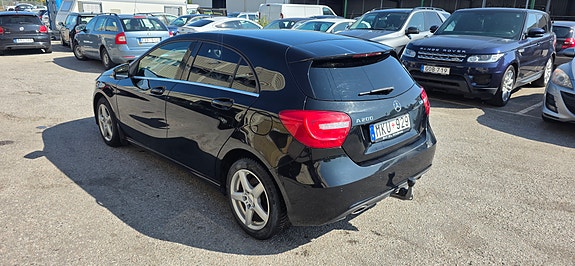 Mercedes-Benz A200 4 of 6