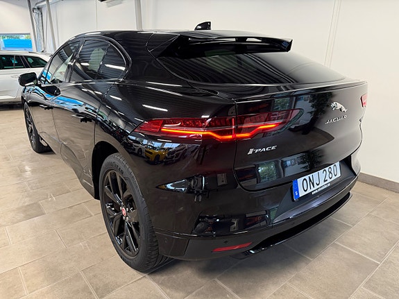 Jaguar I-PACE 5 of 16