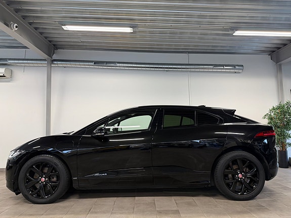 Jaguar I-PACE 4 of 16