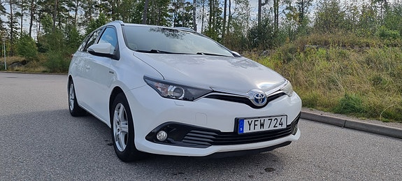Toyota Auris 17 of 17