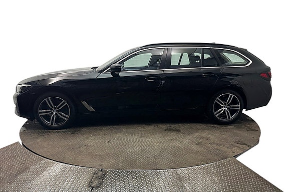 BMW 520d 10 of 30