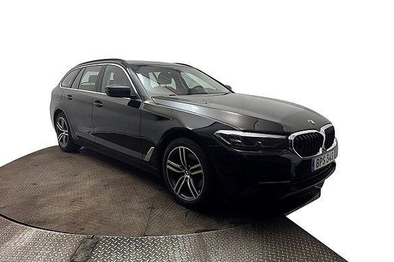 BMW 520d 4 of 30