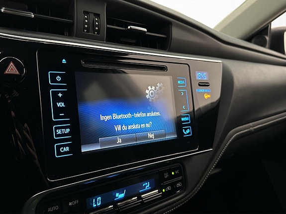 Toyota Auris 21 of 30