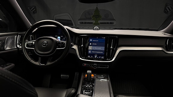 Volvo V60 18 of 30