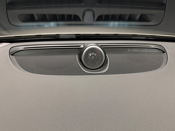 Volvo V60 27 of 30