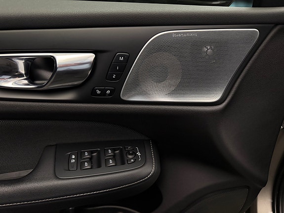 Volvo V60 20 of 30