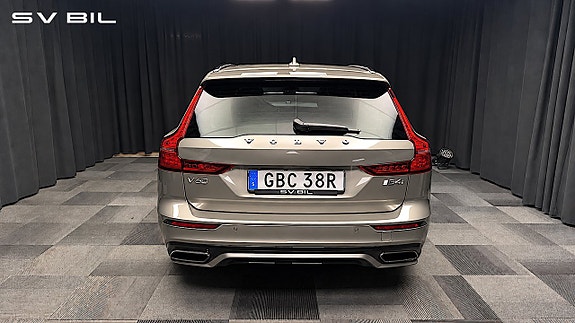 Volvo V60 5 of 30