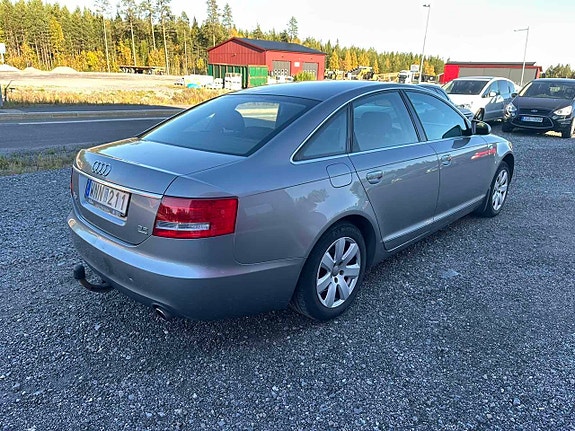 Audi A6 4 of 5