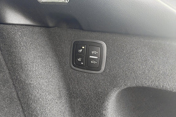Porsche Macan S 25 of 26