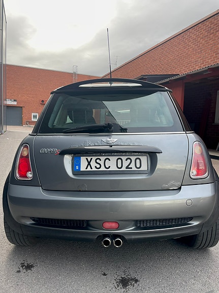 MINI Cooper S 5 of 9