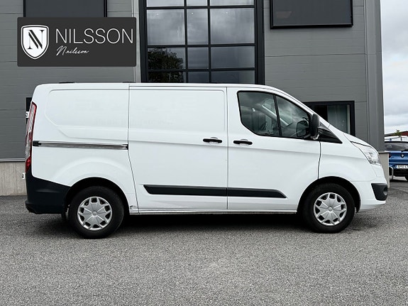 Ford Transit Custom 14 of 30