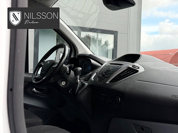 Ford Transit Custom 21 of 30