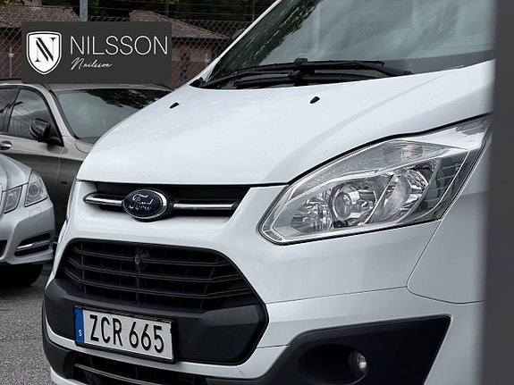 Ford Transit Custom 8 of 30