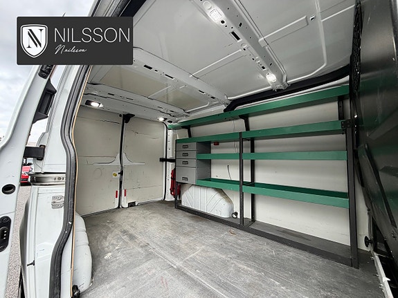 Ford Transit Custom 19 of 30
