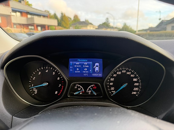 Ford Focus 6 of 9