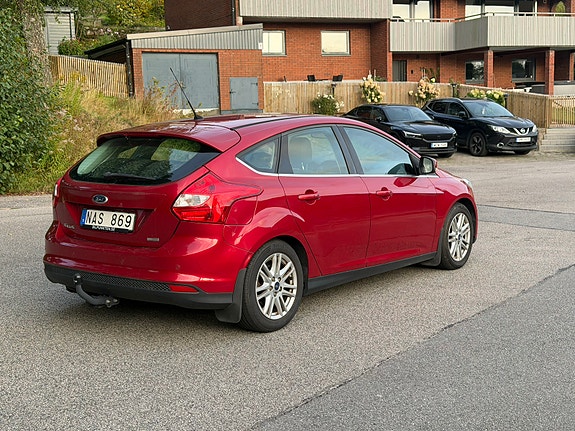 Ford Focus 3 of 9