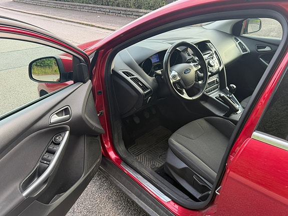 Ford Focus 7 of 9