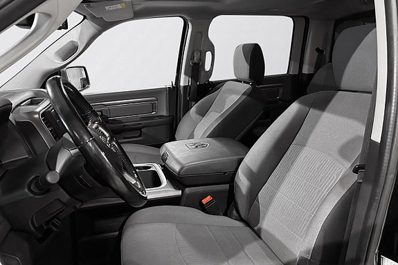 Dodge RAM 1500 14 of 22