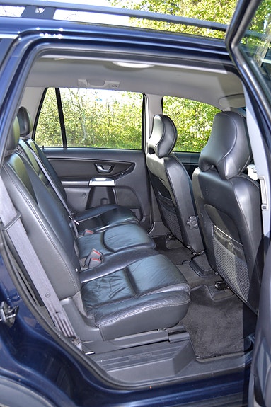 Volvo XC90 6 of 8