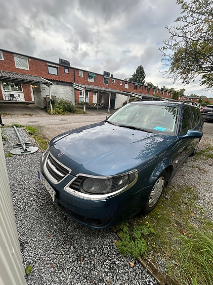 Saab 9-5 3 of 9