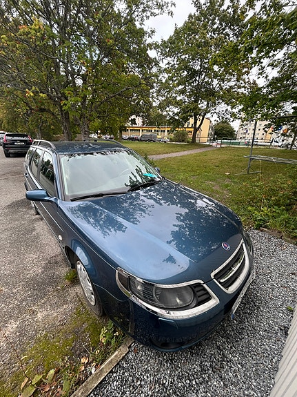 Saab 9-5 2 of 9