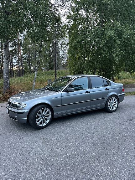 BMW 316i 3 of 16