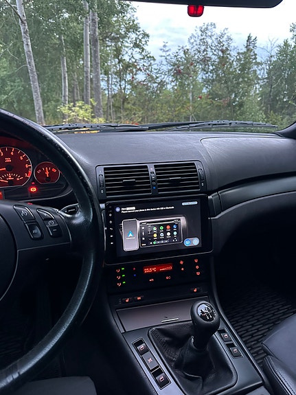 BMW 316i 14 of 16