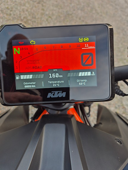 KTM 1290 Super Duke R Evo 2 of 4