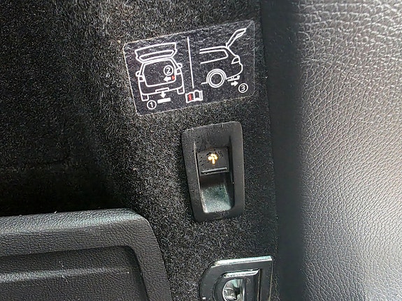 Volkswagen Passat 17 of 28