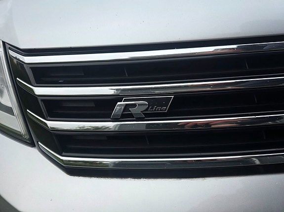 Volkswagen Passat 11 of 28