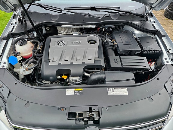 Volkswagen Passat 28 of 28