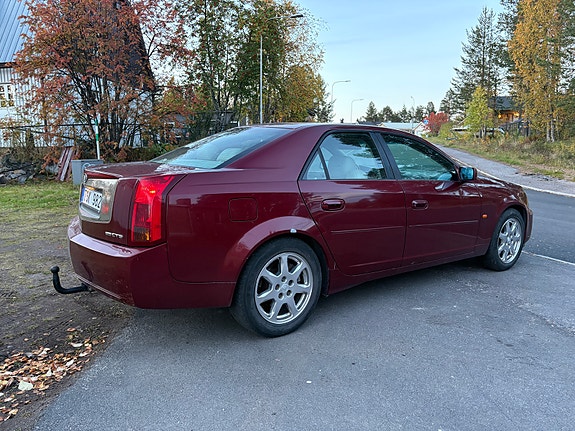 Cadillac CTS 7 of 8