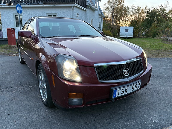 Cadillac CTS 6 of 8