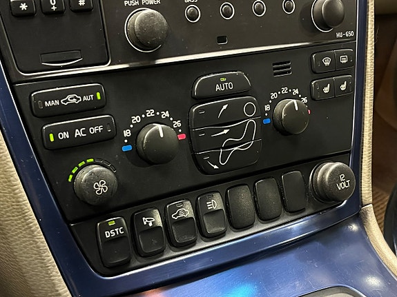 Volvo XC70 21 of 25
