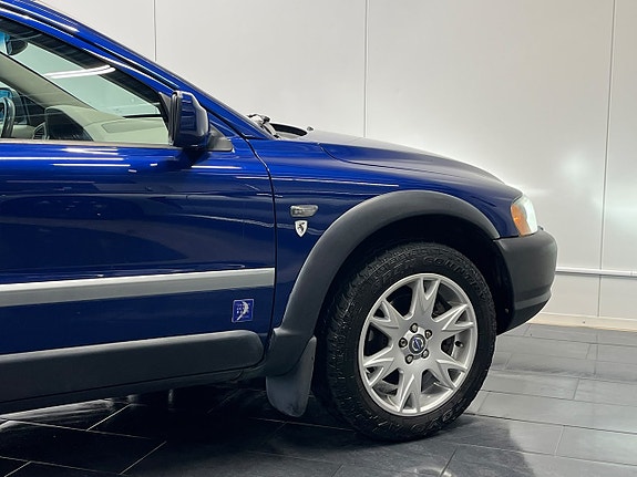 Volvo XC70 10 of 25