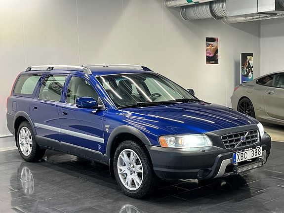 Volvo XC70 4 of 25